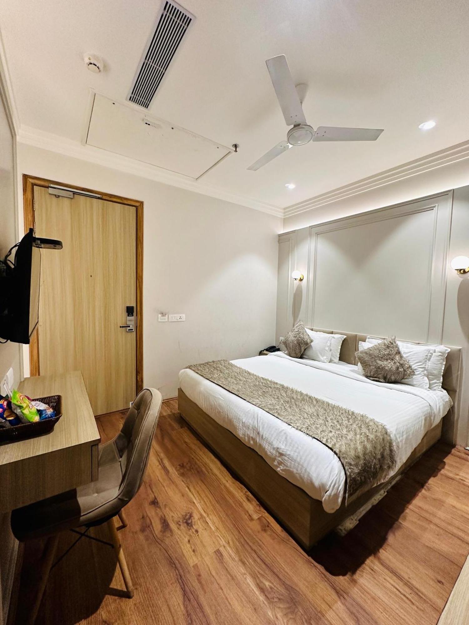 אמריצר Hotel Euphoria Green מראה חיצוני תמונה